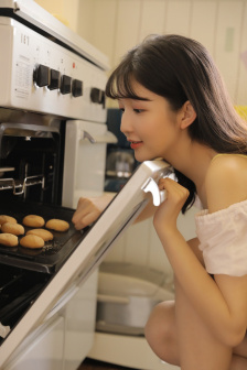 肉体暴力强伦轩在线播放